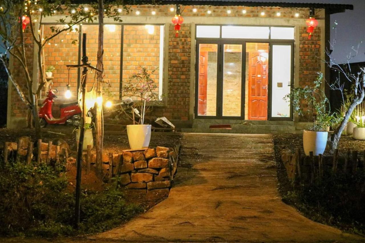 Big Mang Den Homestay Kon Von Kla Dış mekan fotoğraf